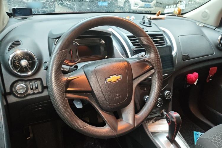 Used Chevrolet Trax 2014 1.4T Automatic Two-Wheel Drive Comfort Version Steering Wheel