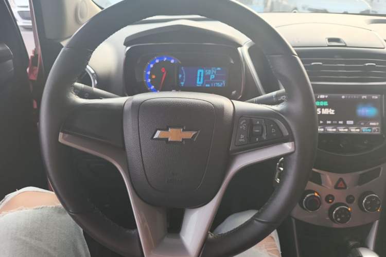 Used Chevrolet Trax 2014 1.4T Automatic Two-Wheel Drive Luxury Model Steering Wheel