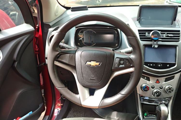 Used Chevrolet Trax 2014 1.4T Automatic Two-Wheel Drive Luxury Model Steering Wheel