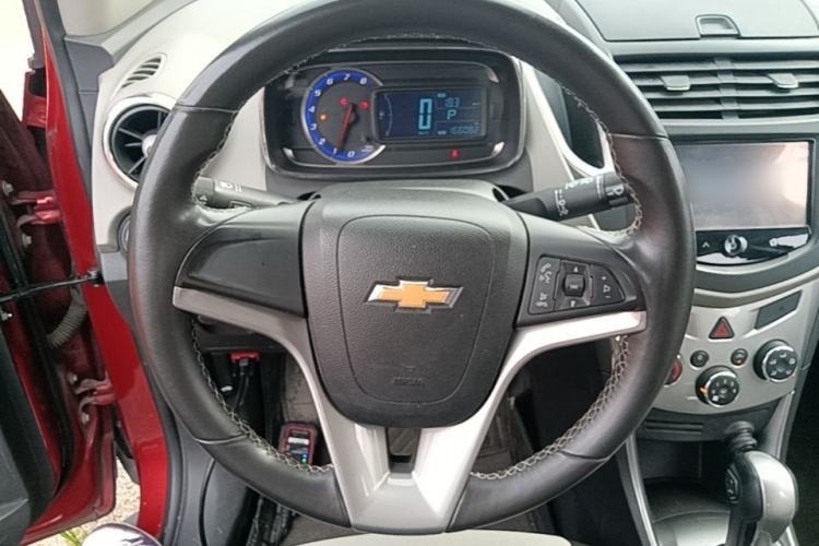 Used Chevrolet Trax 2014 1.4T Automatic Two-Wheel Drive Luxury Model Steering Wheel