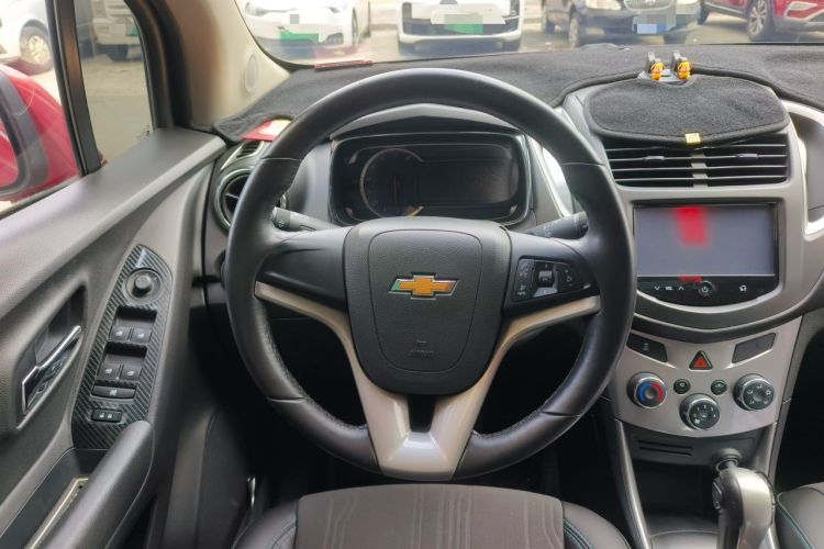 Used Chevrolet Trax 2014 1.4T Automatic Two-Wheel Drive Luxury Model Steering Wheel