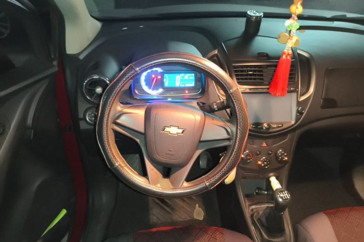 Used Chevrolet Trax 2014 1.4T Manual Two-Wheel Drive Comfort Model Steering Wheel