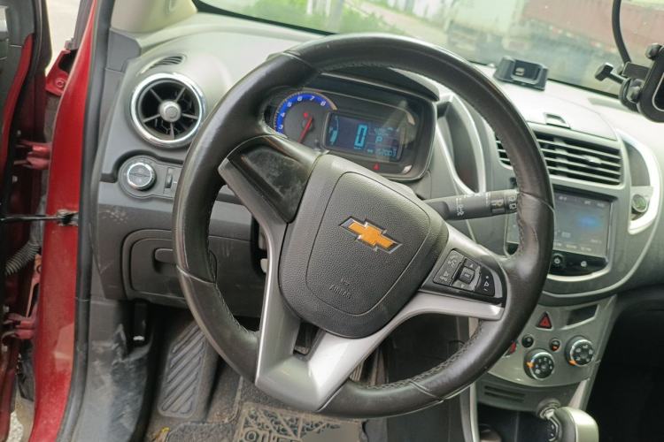 Used Chevrolet Trax 2014 1.4T Automatic Two-Wheel Drive Luxury Model Steering Wheel