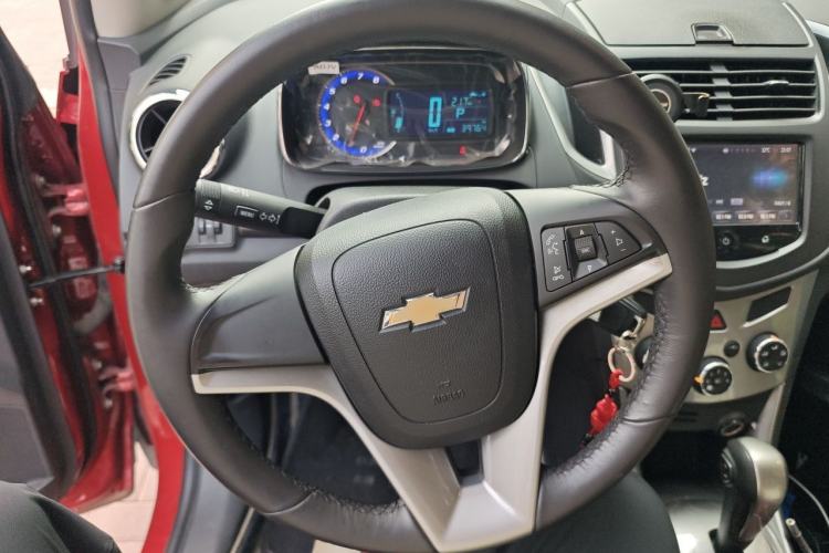Used Chevrolet Trax 2014 1.4T Automatic Two-Wheel Drive Luxury Model Steering Wheel