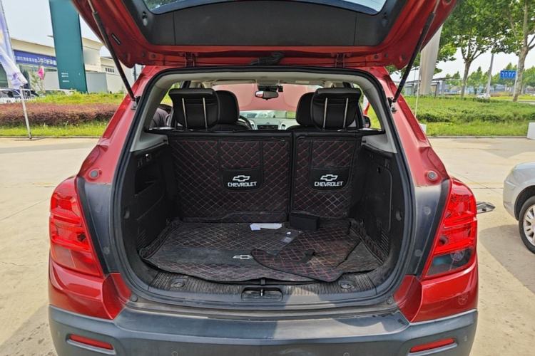 Used Chevrolet Trax 2014 1.4T Automatic All-Wheel Drive Flagship Version Trunk