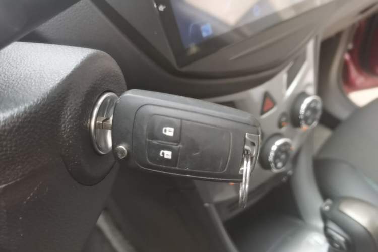 Used Chevrolet Trax 2014 1.4T Automatic Two-Wheel Drive Luxury Model Vehicle Key