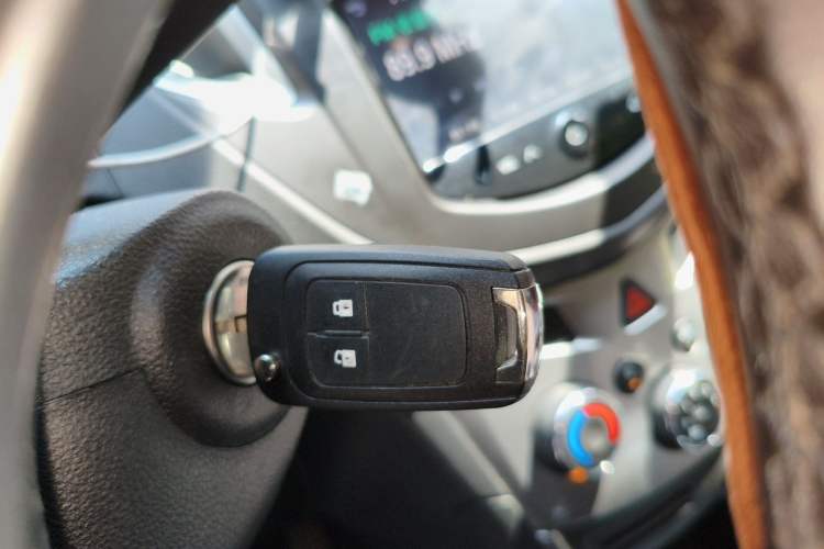 Used Chevrolet Trax 2014 1.4T Automatic Two-Wheel Drive Luxury Model Vehicle Key