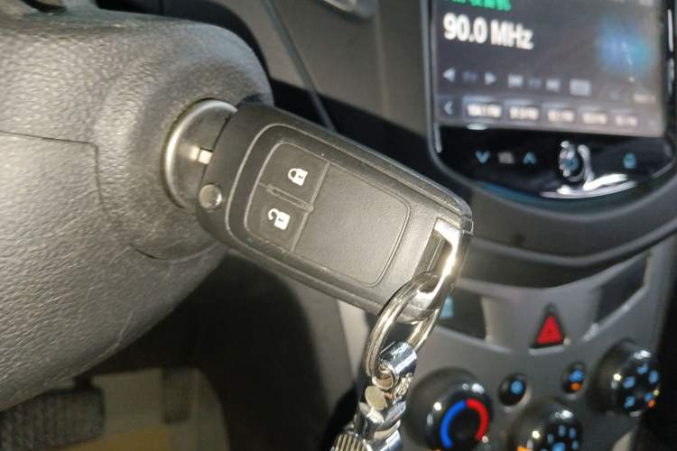 Used Chevrolet Trax 2014 1.4T Automatic Two-Wheel Drive Luxury Model Vehicle Key