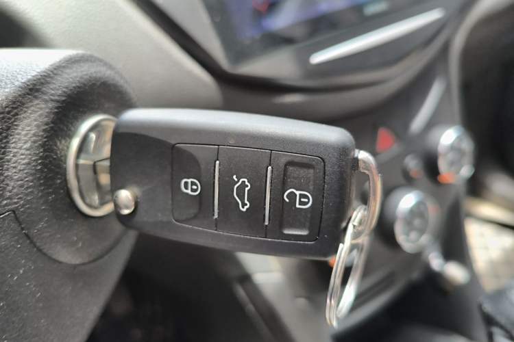Used Chevrolet Trax 2014 1.4T Automatic Two-Wheel Drive Comfort Version Vehicle Key
