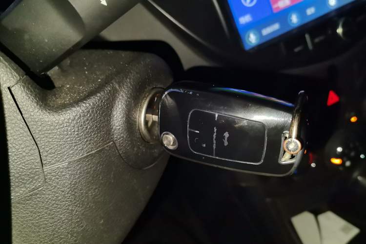 Used Chevrolet Trax 2014 1.4T Automatic Two-Wheel Drive Comfort Version Vehicle Key