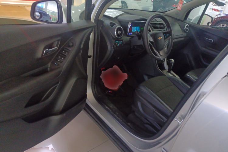 Used Chevrolet Trax 2014 1.4T Automatic Two-Wheel Drive Luxury Model Driver Seat