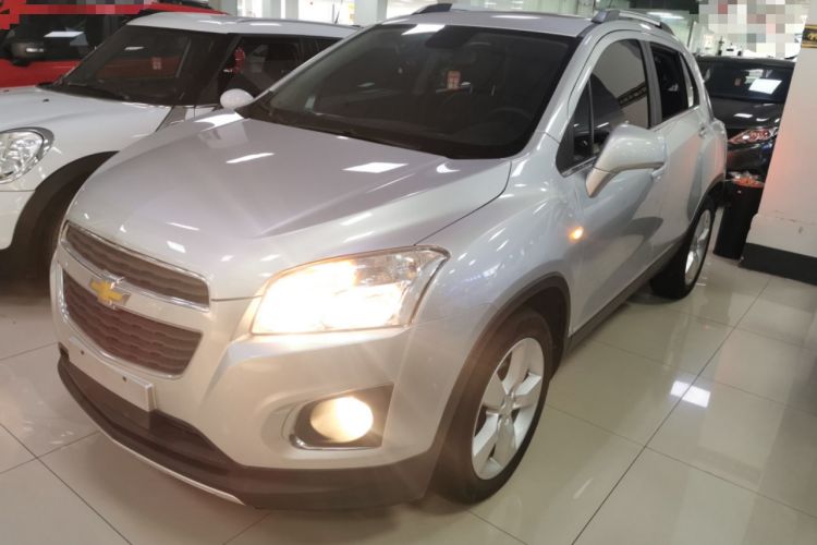 Used Chevrolet Trax 2014 1.4T Automatic Two-Wheel Drive Luxury Model Exterior 3