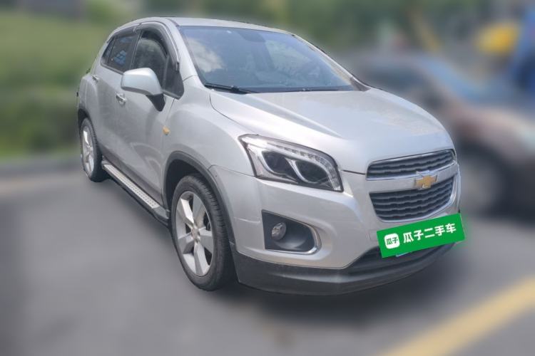Used Chevrolet Trax 2014 1.4T Manual Two-Wheel Drive Comfort Model Front Right 45 Deg