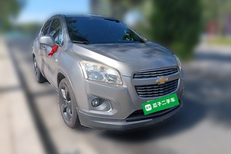 Used Chevrolet Trax 2014 1.4T Manual Two-Wheel Drive Comfort Model Front Right 45 Deg