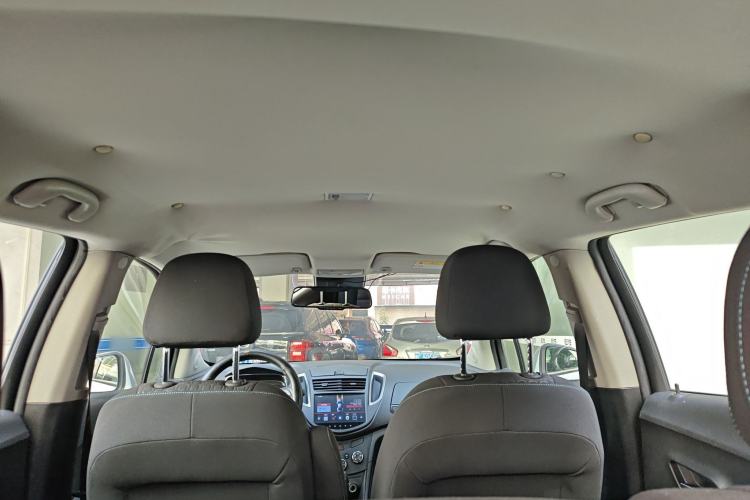 Used Chevrolet Trax 2014 1.4T Automatic Two-Wheel Drive Comfort Version Headliner