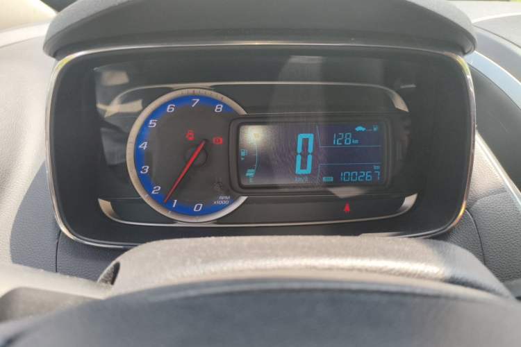 Used Chevrolet Trax 2014 1.4T Manual Two-Wheel Drive Comfort Model Instrument Cluster