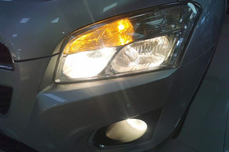 Used Chevrolet Trax 2014 1.4T Automatic Two-Wheel Drive Luxury Model Left Front Headlight