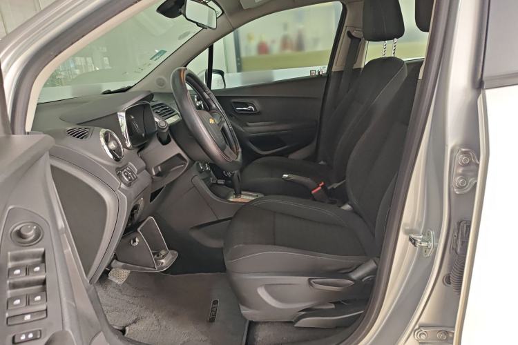 Used Chevrolet Trax 2014 1.4T Automatic Two-Wheel Drive Comfort Version Left Front Seat