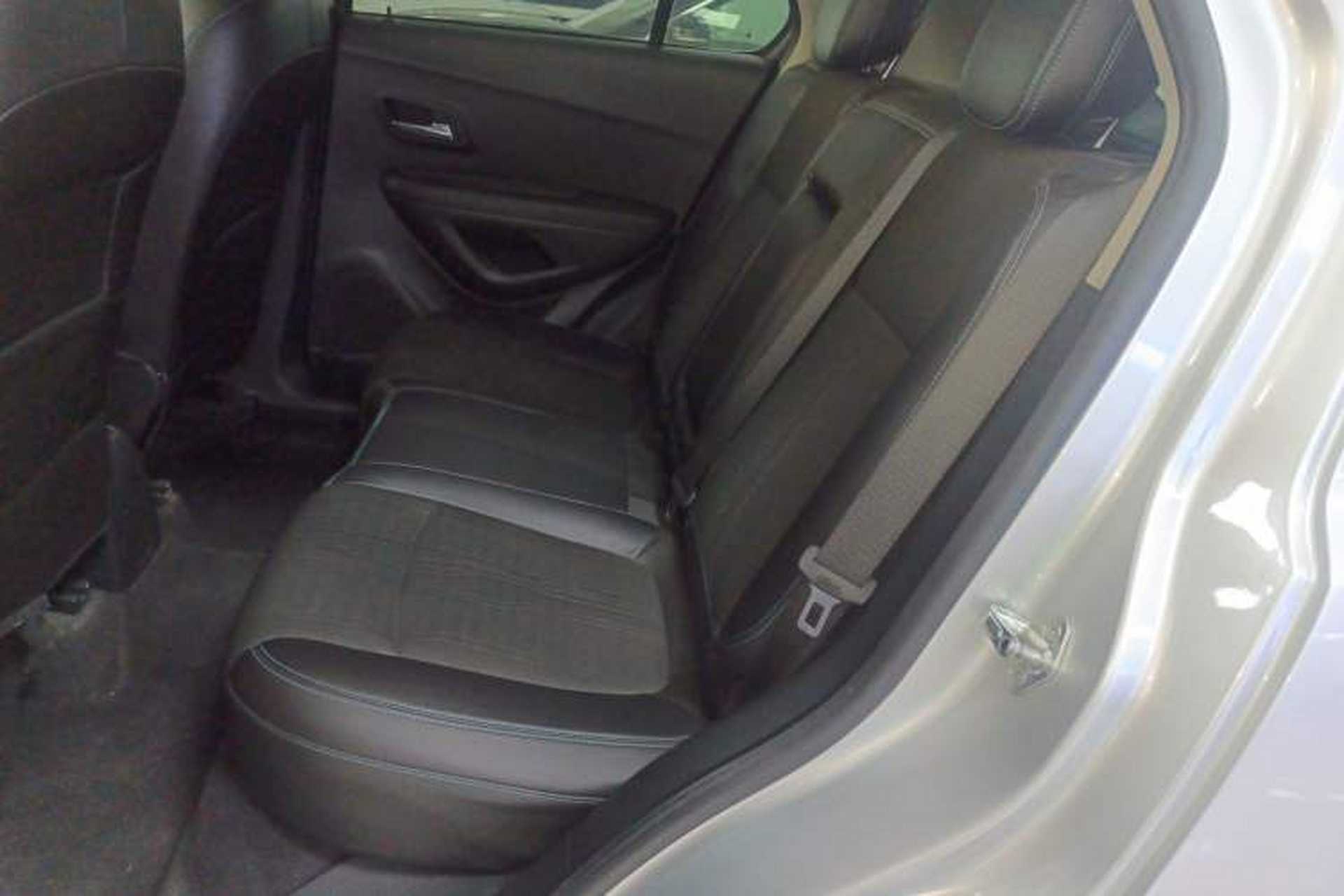 Used Chevrolet Trax 2014 1.4T Automatic Two-Wheel Drive Luxury Model Left Rear Seat