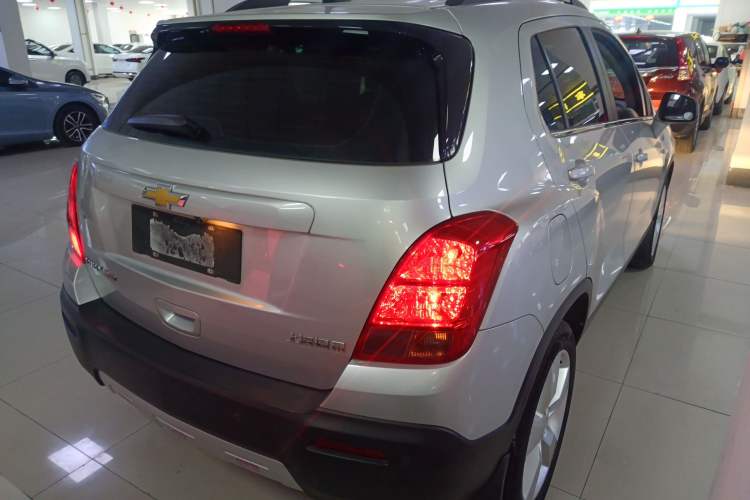 Used Chevrolet Trax 2014 1.4T Automatic Two-Wheel Drive Luxury Model Rear Right 45 Deg