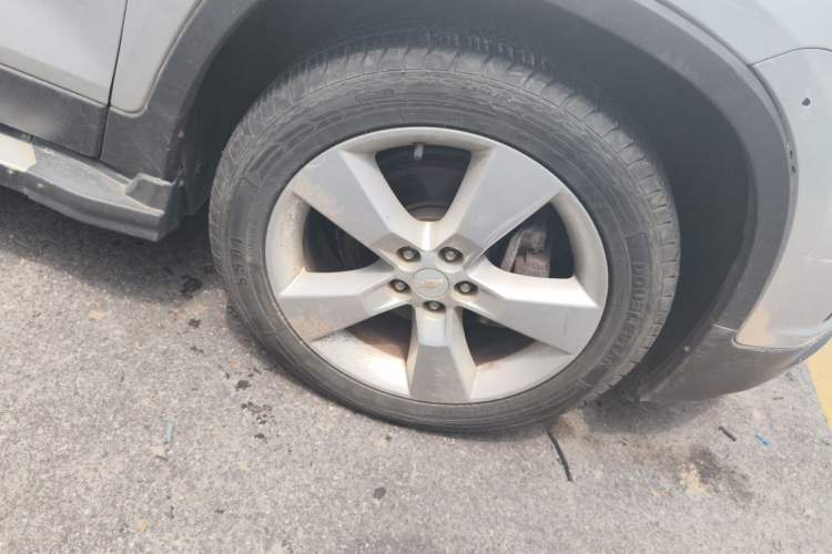 Used Chevrolet Trax 2014 1.4T Manual Two-Wheel Drive Comfort Model Right Front Wheel Hub