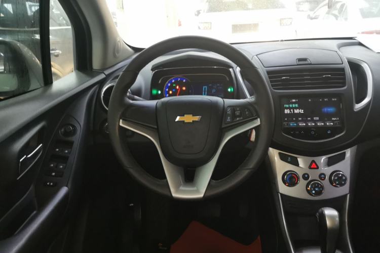 Used Chevrolet Trax 2014 1.4T Automatic Two-Wheel Drive Luxury Model Steering Wheel