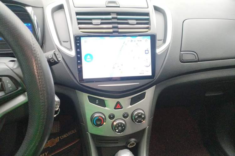 Used Chevrolet Trax 2014 1.4T Automatic All-Wheel Drive Flagship Version Audio And AC Panel