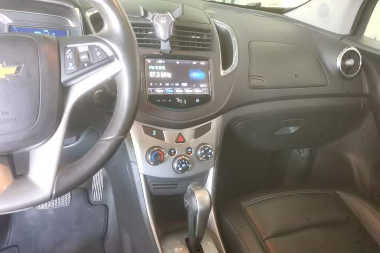 Used Chevrolet Trax 2014 1.4T Automatic All-Wheel Drive Flagship Version Audio And AC Panel