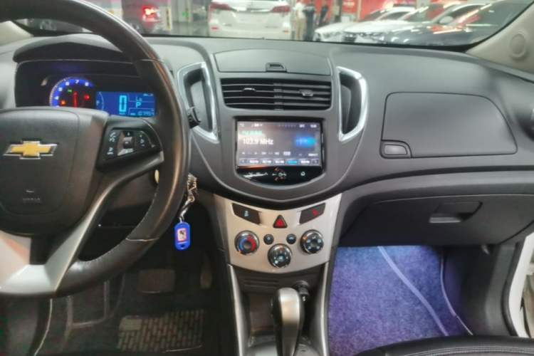 Used Chevrolet Trax 2014 1.4T Automatic All-Wheel Drive Flagship Version Audio And AC Panel