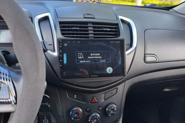 Used Chevrolet Trax 2014 1.4T Automatic Two-Wheel Drive Comfort Version Audio And AC Panel