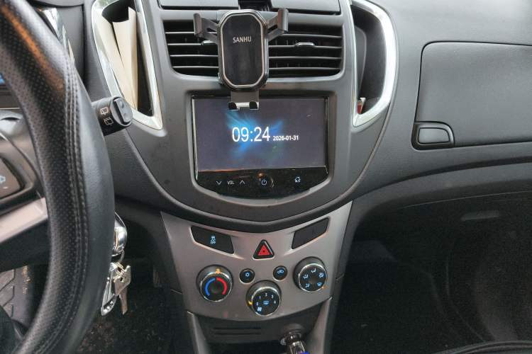 Used Chevrolet Trax 2014 1.4T Automatic All-Wheel Drive Flagship Version Audio And AC Panel