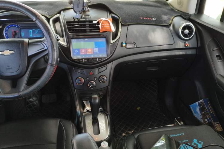 Used Chevrolet Trax 2014 1.4T Automatic Two-Wheel Drive Comfort Version Audio And AC Panel