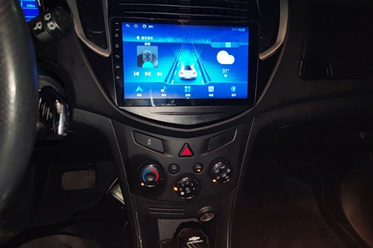 Used Chevrolet Trax 2014 1.4T Automatic Two-Wheel Drive Comfort Version Audio And AC Panel