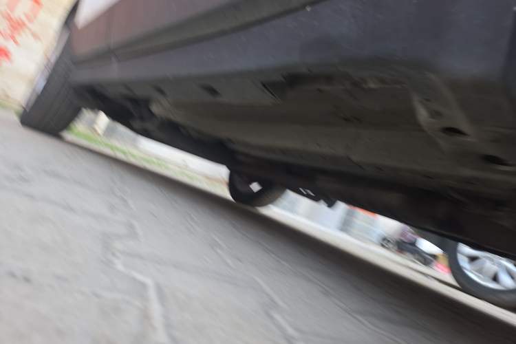 Used Chevrolet Trax 2014 1.4T Automatic Two-Wheel Drive Luxury Model Chassis Front Right