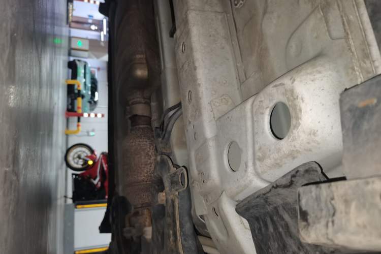 Used Chevrolet Trax 2014 1.4T Automatic Two-Wheel Drive Comfort Version Chassis Front Right