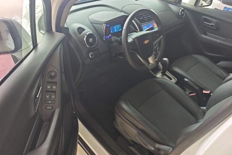 Used Chevrolet Trax 2014 1.4T Automatic Two-Wheel Drive Luxury Model Driver Seat