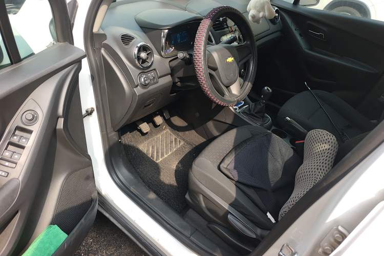 Used Chevrolet Trax 2014 1.4T Manual Two-Wheel Drive Comfort Model Driver Seat