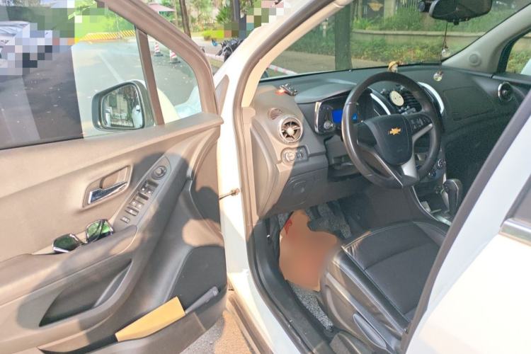 Used Chevrolet Trax 2014 1.4T Automatic All-Wheel Drive Flagship Version Driver Seat