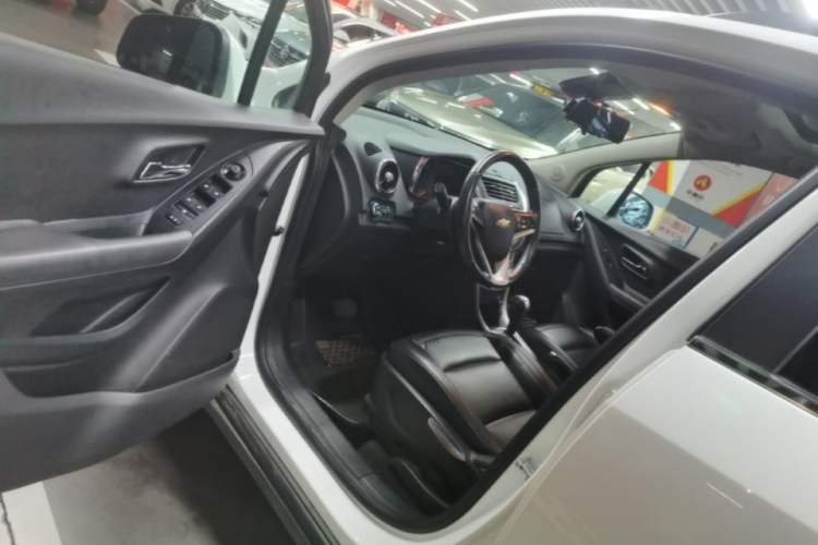 Used Chevrolet Trax 2014 1.4T Automatic All-Wheel Drive Flagship Version Driver Seat