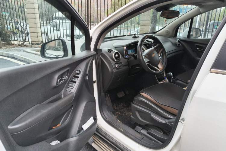 Used Chevrolet Trax 2014 1.4T Automatic All-Wheel Drive Flagship Version Driver Seat