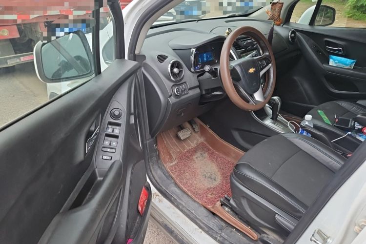 Used Chevrolet Trax 2014 1.4T Automatic Two-Wheel Drive Luxury Model Driver Seat