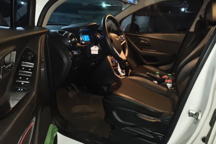Used Chevrolet Trax 2014 1.4T Automatic Two-Wheel Drive Luxury Model Driver Seat