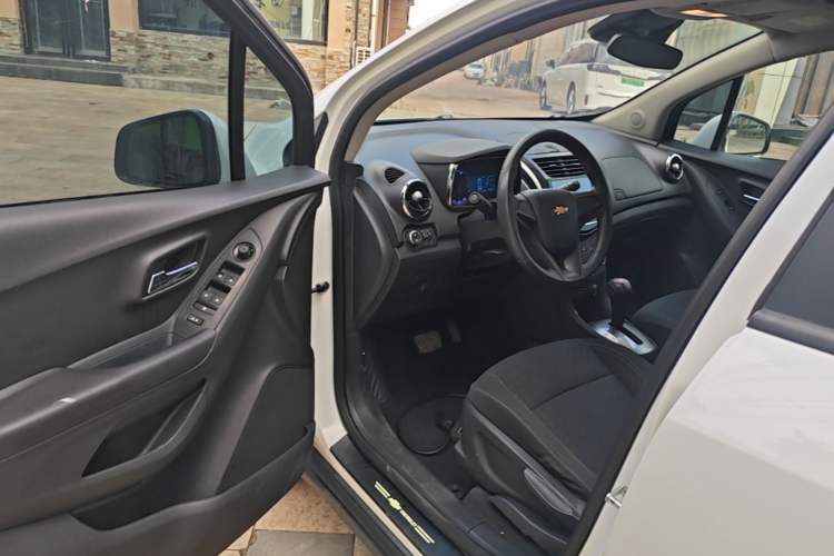 Used Chevrolet Trax 2014 1.4T Automatic Two-Wheel Drive Comfort Version Driver Seat