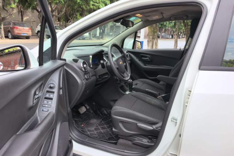 Used Chevrolet Trax 2014 1.4T Automatic Two-Wheel Drive Comfort Version Driver Seat