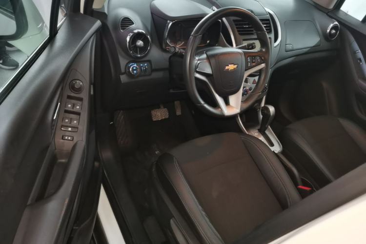 Used Chevrolet Trax 2014 1.4T Automatic Two-Wheel Drive Luxury Model Driver Seat