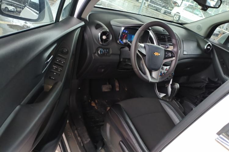 Used Chevrolet Trax 2014 1.4T Automatic Two-Wheel Drive Luxury Model Driver Seat
