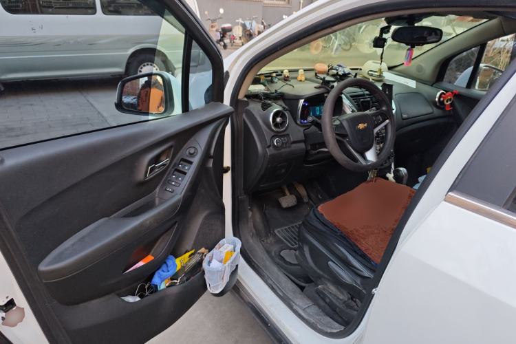 Used Chevrolet Trax 2014 1.4T Automatic All-Wheel Drive Flagship Version Driver Seat