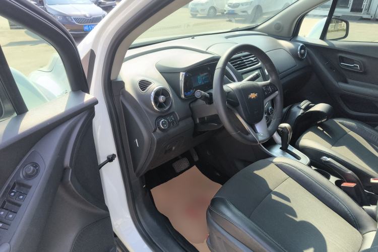 Used Chevrolet Trax 2014 1.4T Automatic Two-Wheel Drive Luxury Model Driver Seat
