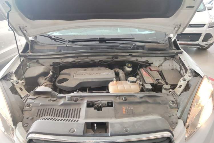 Used Chevrolet Trax 2014 1.4T Automatic Two-Wheel Drive Comfort Version Engine Bay