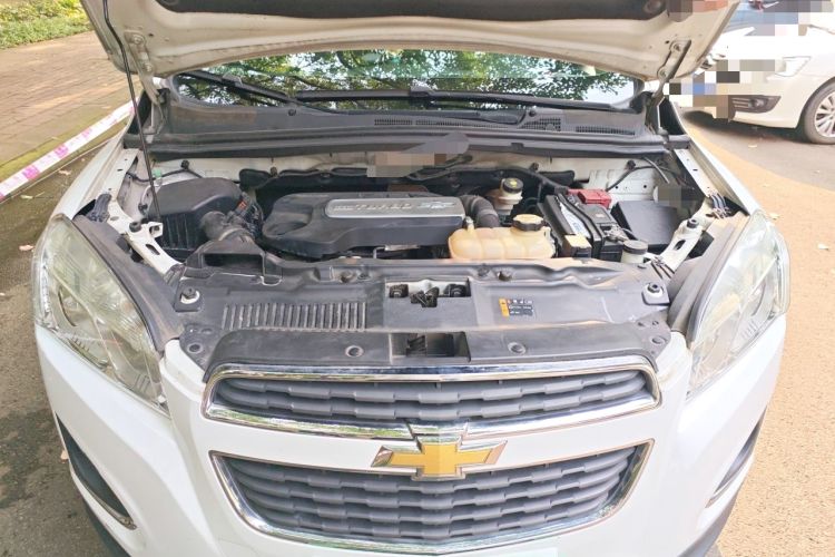 Used Chevrolet Trax 2014 1.4T Automatic All-Wheel Drive Flagship Version Engine Bay